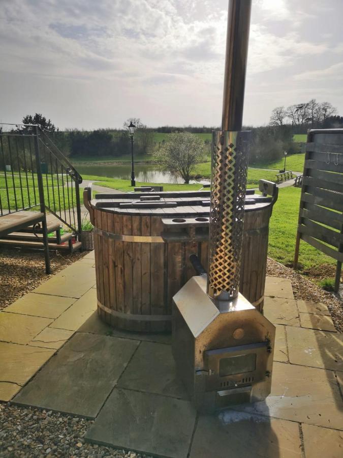 Fair Farm Hideaway Villa Waltham on the Wolds Eksteriør billede